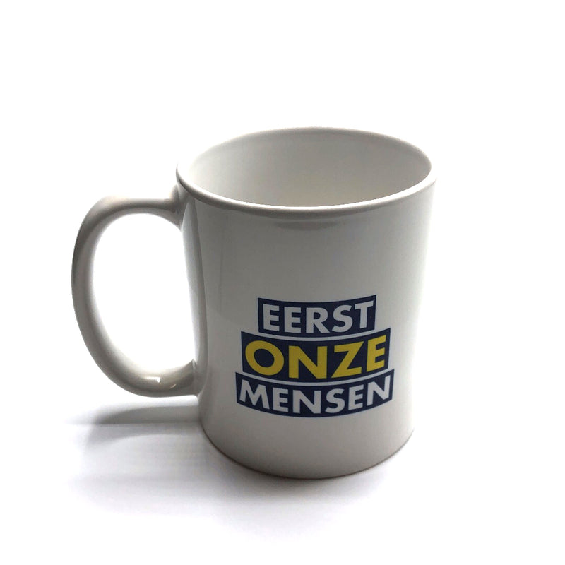 Koffiemok "Eerst Onze Mensen"